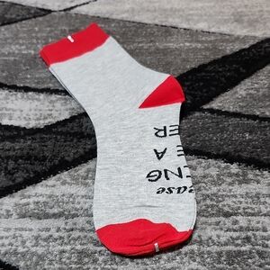 "IF YOU CAN READ THIS PLEASE BRING ME A BEER" NOVELTY CREW SOCK